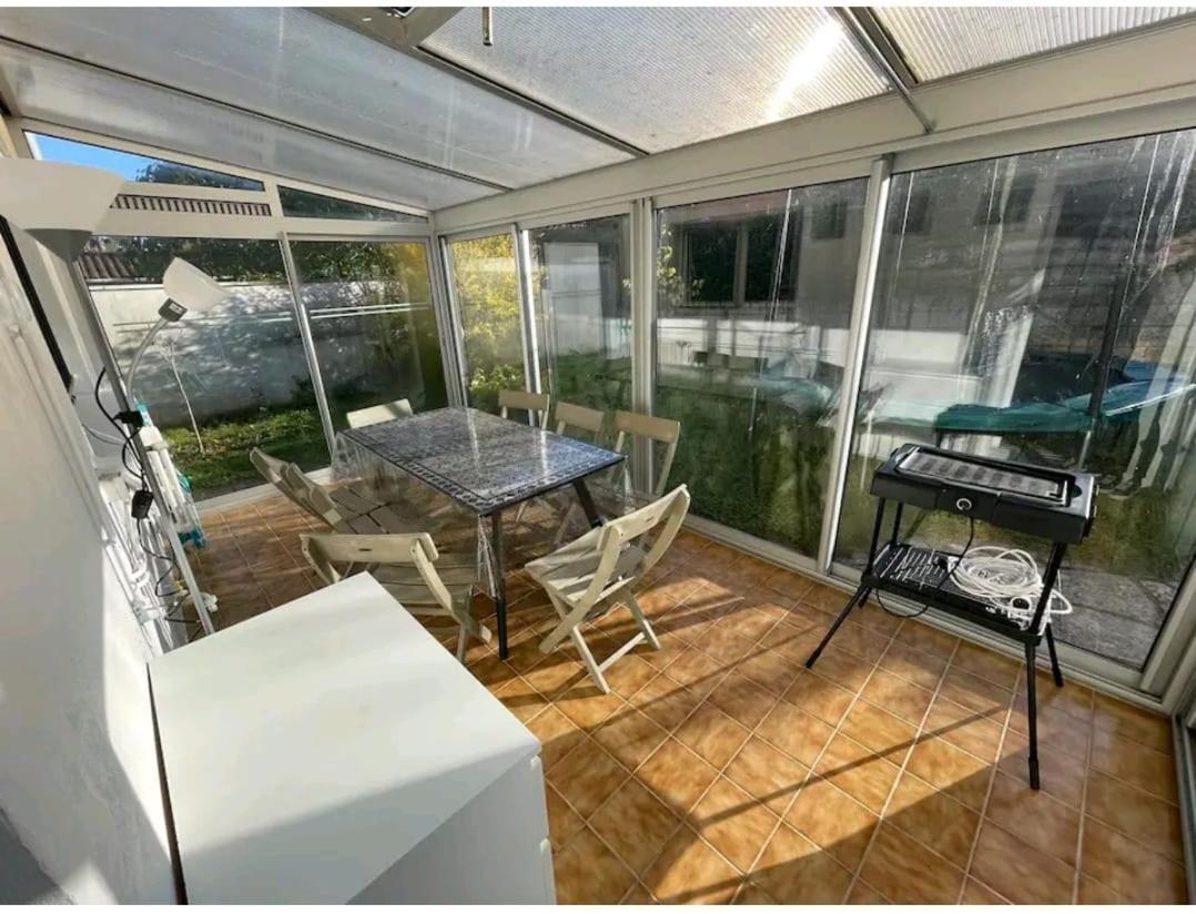 -Comme A La Maison- Jardin, Veranda, Ideal Familles Et Business Ньор Экстерьер фото
